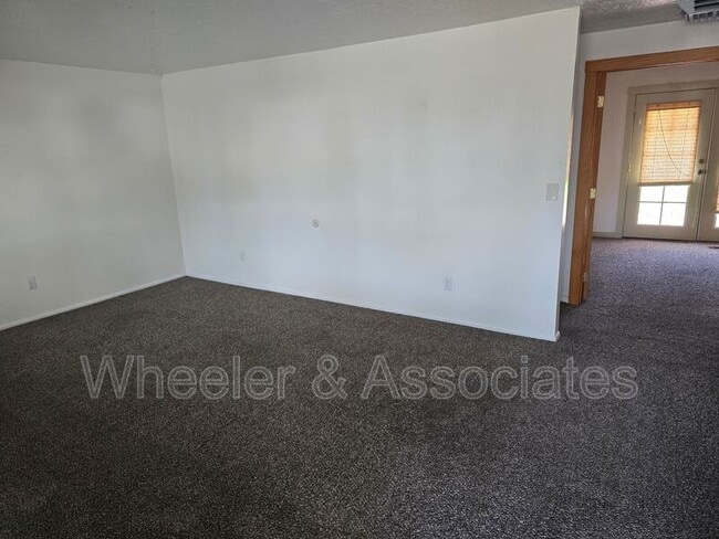 Foto del edificio - 2273 N 550 W