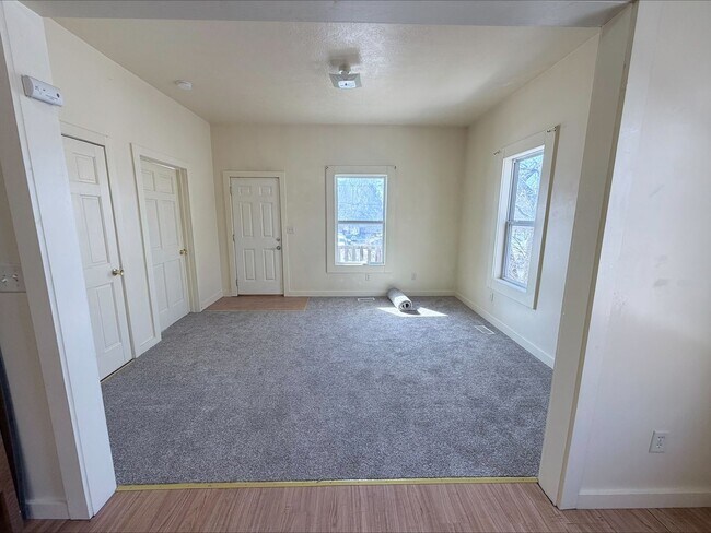 Foto del edificio - 2 bed 1 bath House for rent!