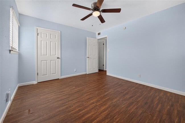 Foto del edificio - 3425 Willowrun Dr