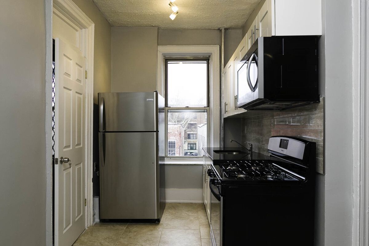 Primary Photo - 1625 Park Pl