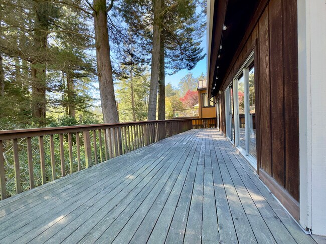 Foto del edificio - 6583 Valley View Rd