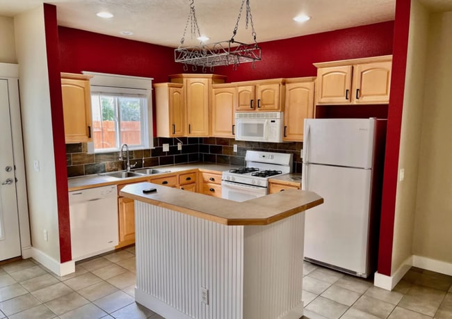 Building Photo - Beautiful home in Eagle available soon!