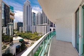 Building Photo - 951 Brickell Ave