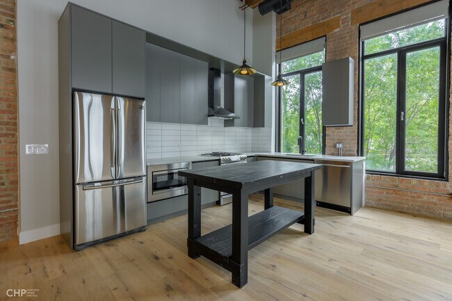 Foto del edificio - 729 N Sangamon St