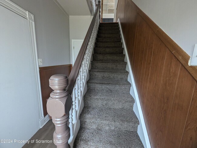 Foto del edificio - 828 Cedar Ave