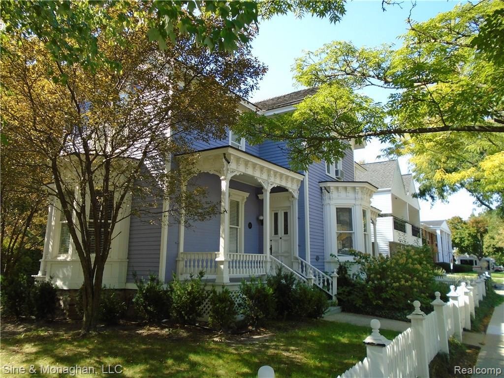 Primary Photo - 211 Townsend St