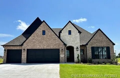 Foto principal - 5810 E 126th Pl S