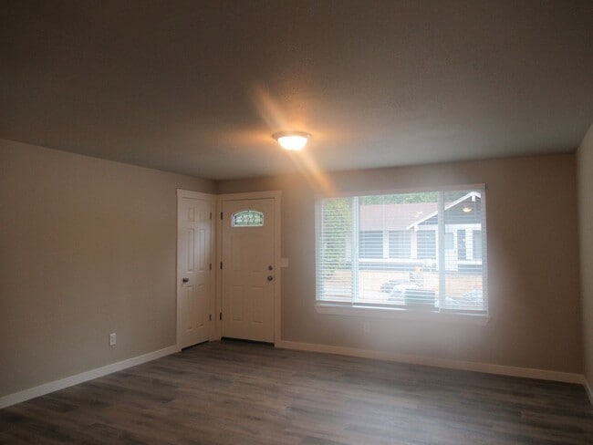Foto del edificio - Updated 3 bedroom, 1.75 bath rambler in Covington