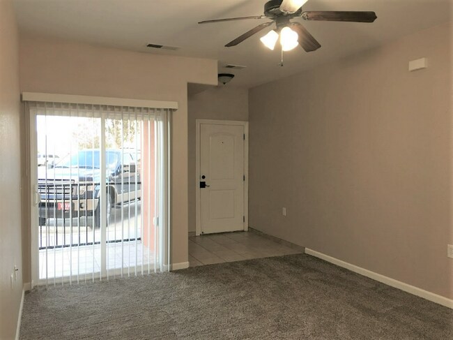 Building Photo - 6325 Reynolds Dr