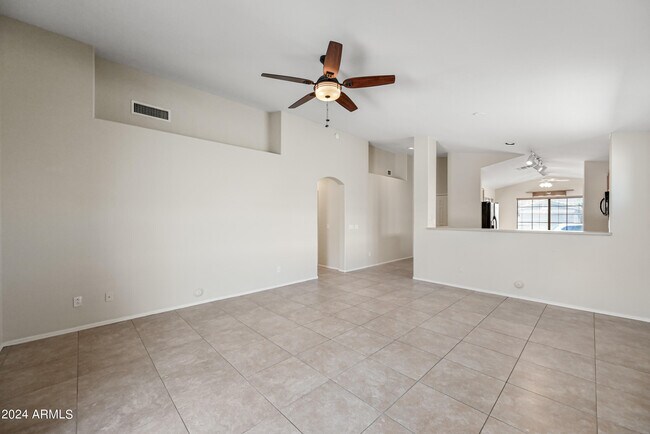 Building Photo - 1719 E Amber Ln