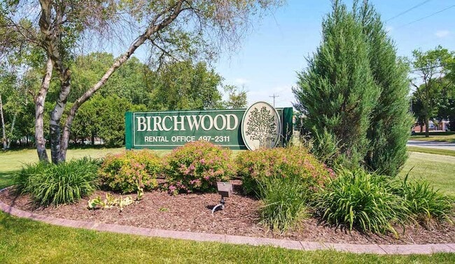 Building Photo - Birchwood Apartments, LLC