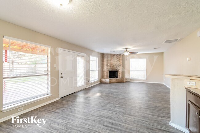 Foto del edificio - 15915 Vista Del Mar Dr