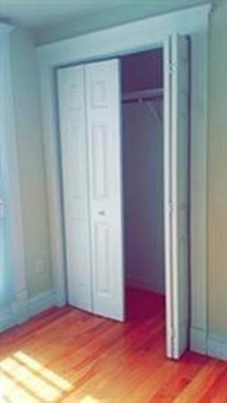 Foto del edificio - 144 Washington St