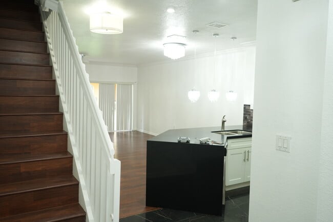 Building Photo - 540 St Michelle Way