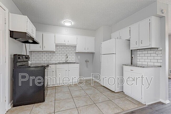 Building Photo - 11123 Blue Ridge Blvd