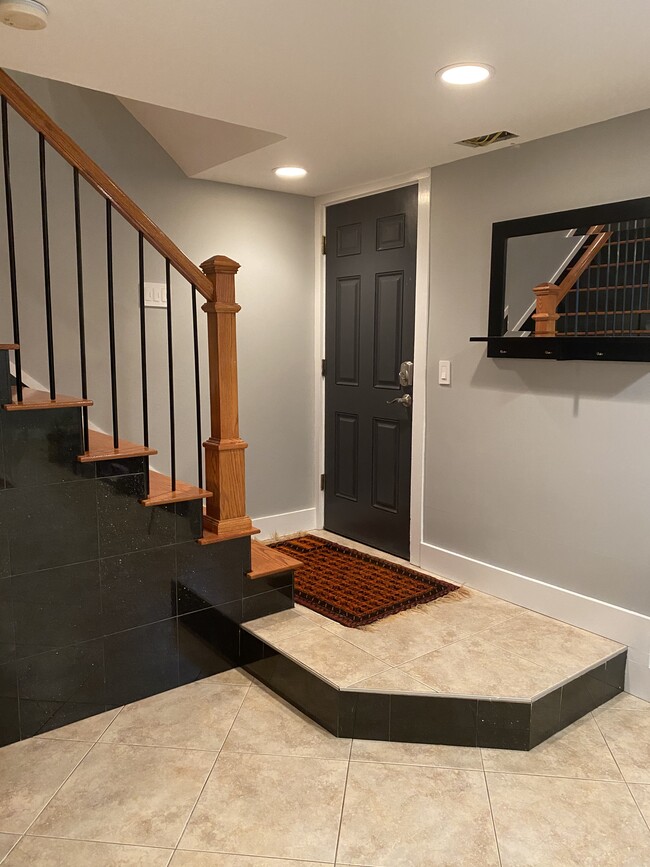 Entrada de la casa - 2107 Virginia Ave