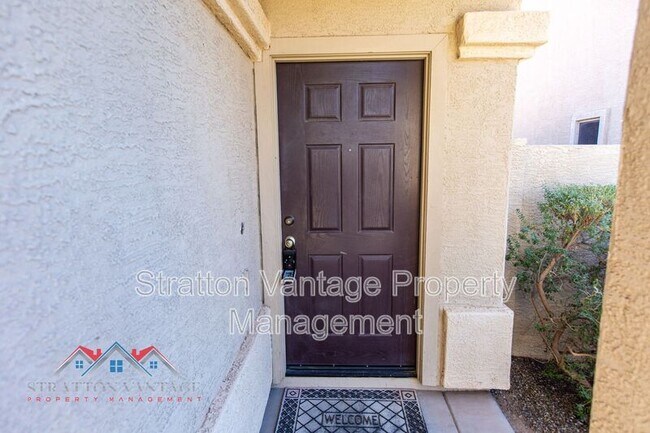 Foto del edificio - 987 W Fruit Tree Ln