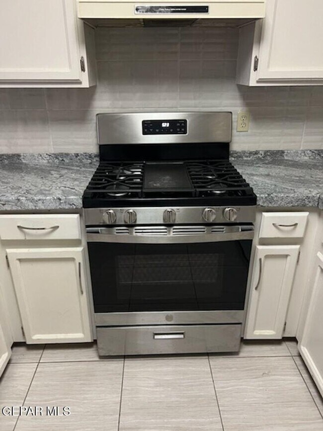 Foto del edificio - 1158 Hunters Ridge Pl