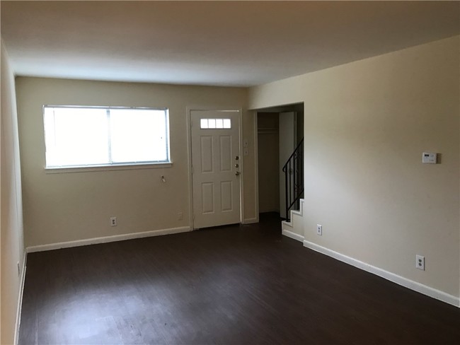 Building Photo - 5001 Bull Creek Rd