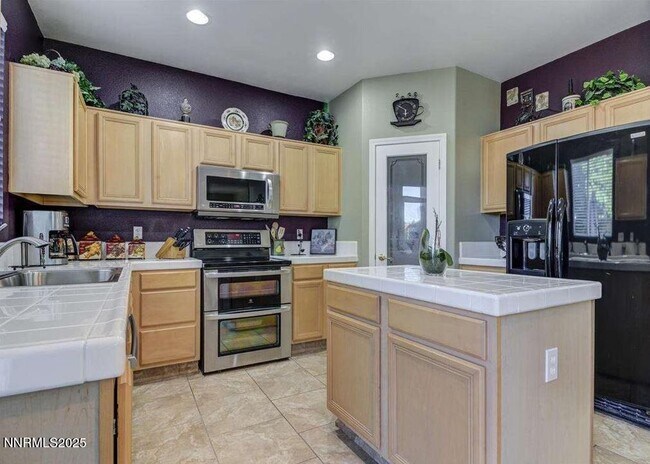 Building Photo - 2739 Ineisa Ct