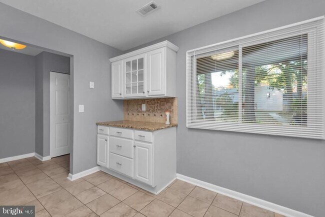 Foto del edificio - 1065 Cedar Ridge Ct