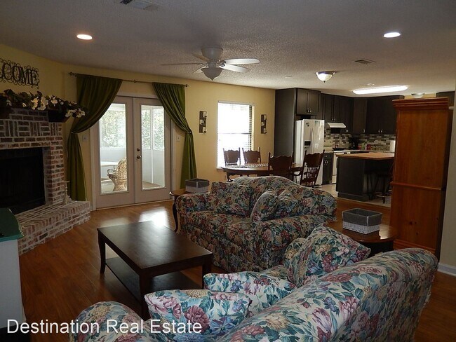 Foto del edificio - 3 br, 2 bath House - 6657 Man O War Trl