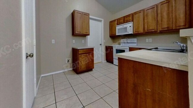 Foto del edificio - 2805 Fennel Rd