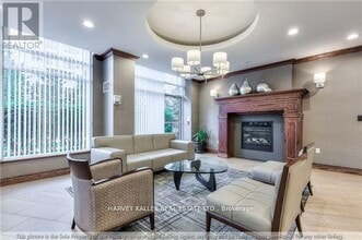 Building Photo - 19 Barberry Pl