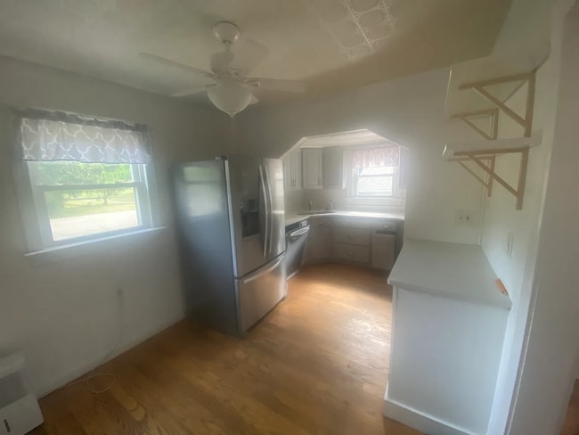 Foto del edificio - 1668 N Longview St