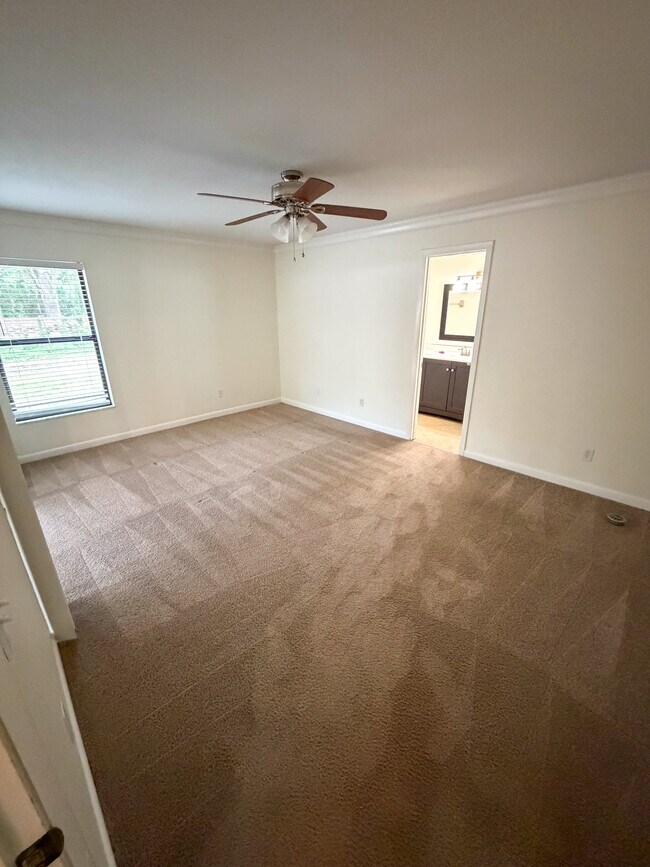 Dormitorio principal - 1001 Burnett St