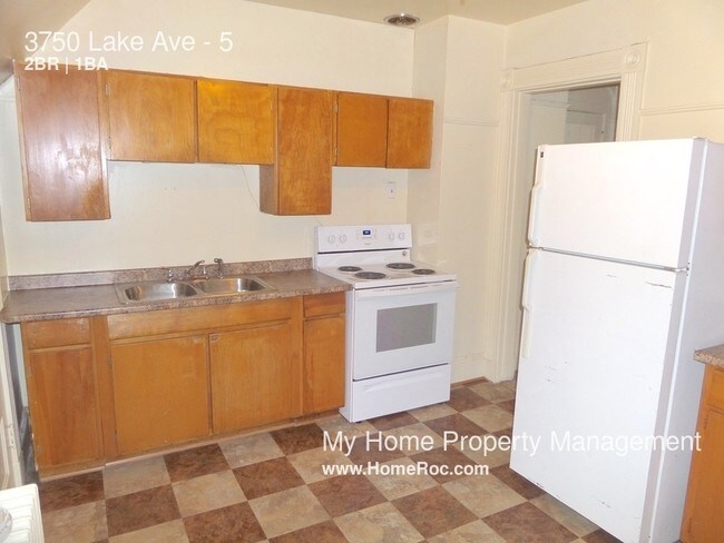 Foto del edificio - 3750 Lake Ave