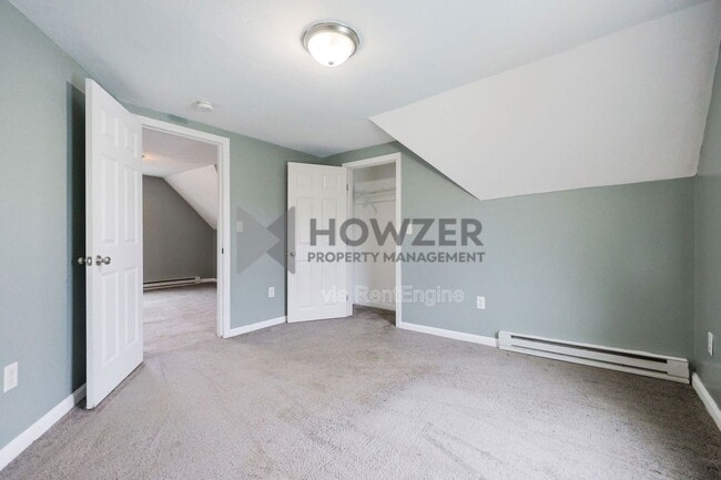 Building Photo - 4 E Broadway