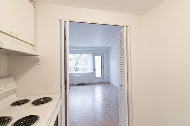 Photo du bâtiment - 4555 Av. Bonavista