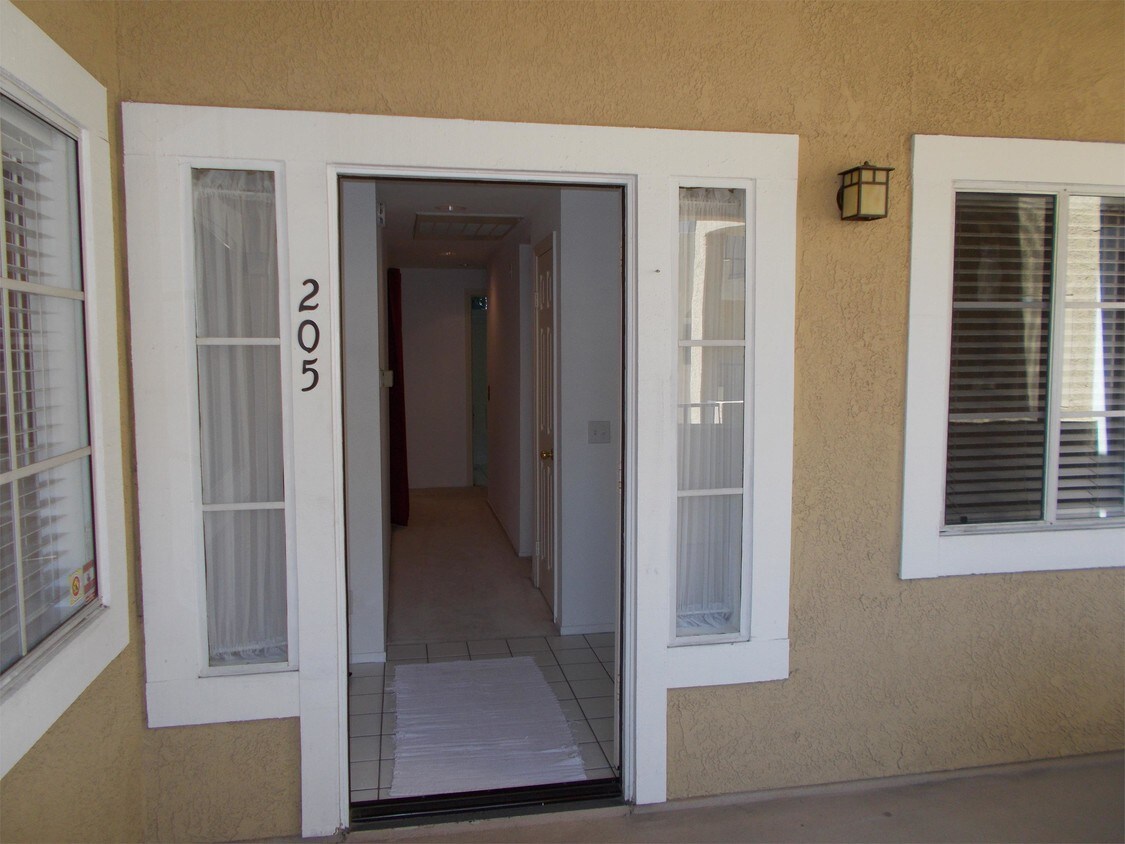 Foto principal - 16912 Sims Lane