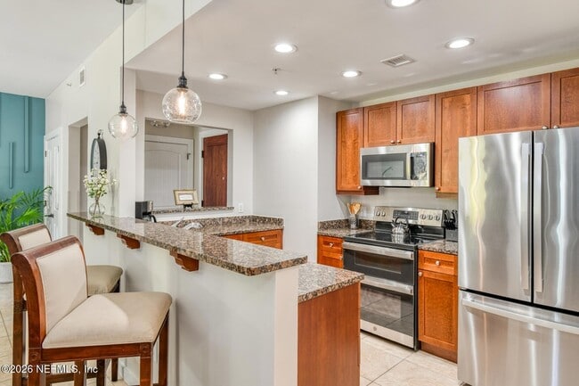 Foto del edificio - 955 Registry Blvd
