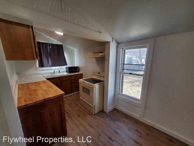 Building Photo - 1 br, 1 bath House - 709 Lane
