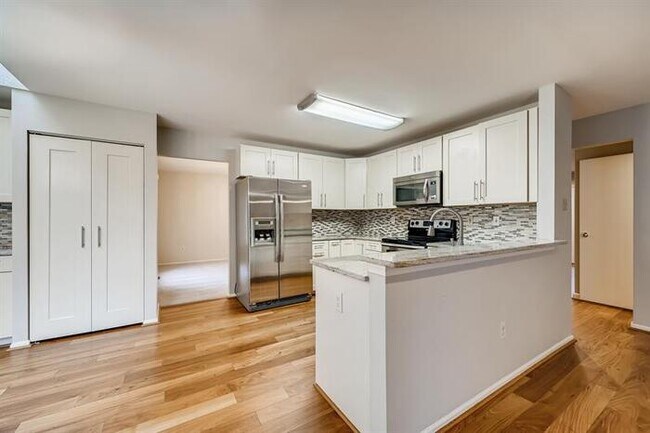Building Photo - 8 Boxridge Court, Owings Mills, MD, 21117