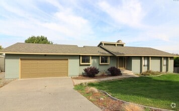Building Photo - 3006 W 47th Ave