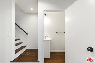 Building Photo - 2500 Abbot Kinney Blvd