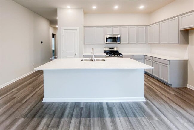 Building Photo - 2810 Chestnut Oak Cir