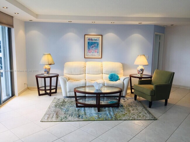Foto del edificio - 19101 Mystic Pointe Dr