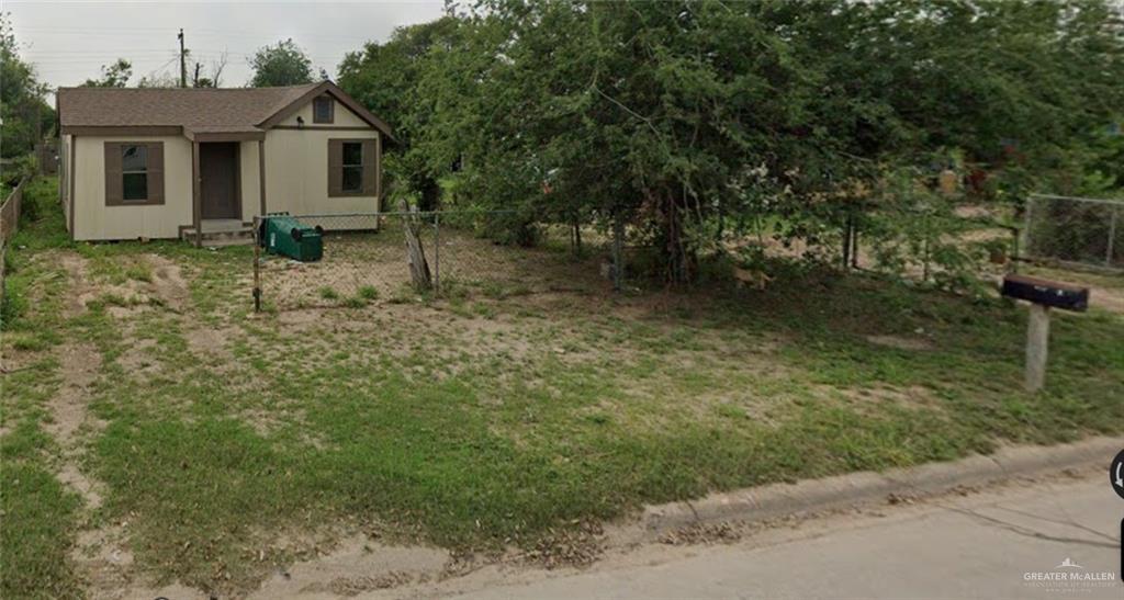 Foto principal - 6 West Dr