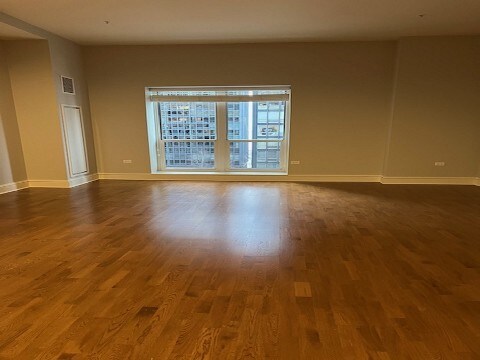 Foto del edificio - 850 N Lake Shore Dr