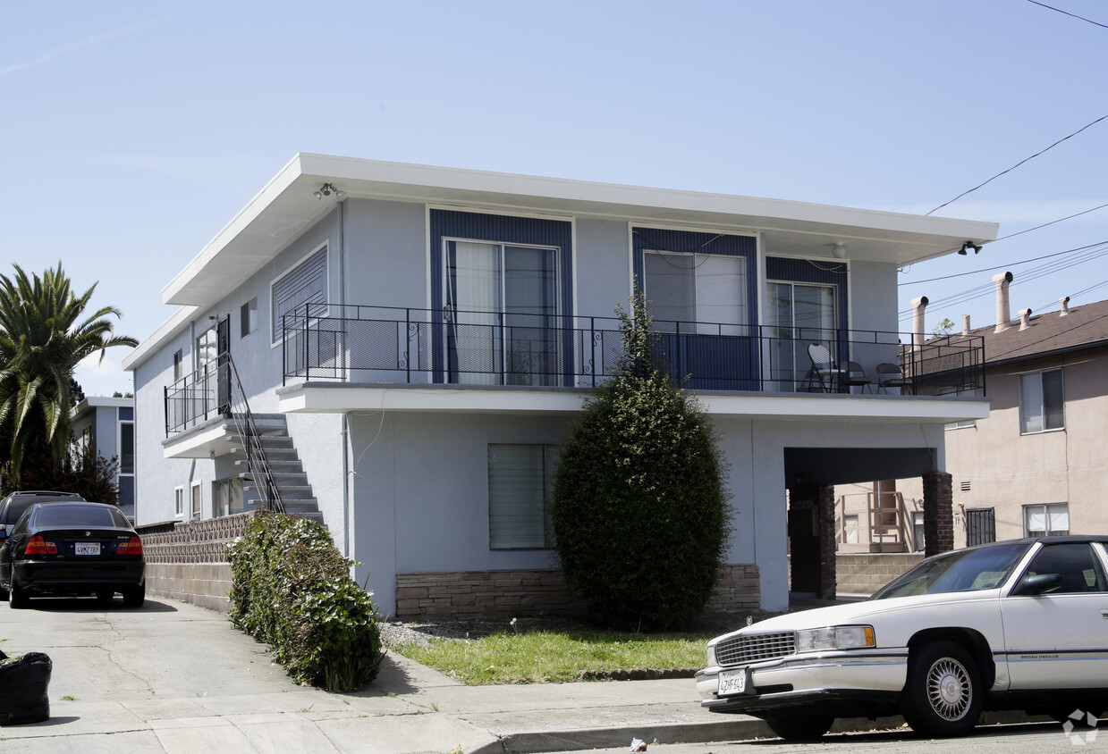 Building Photo - 917-919 62nd St