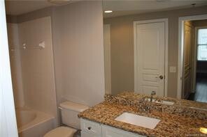 Foto del edificio - 1315 East Blvd