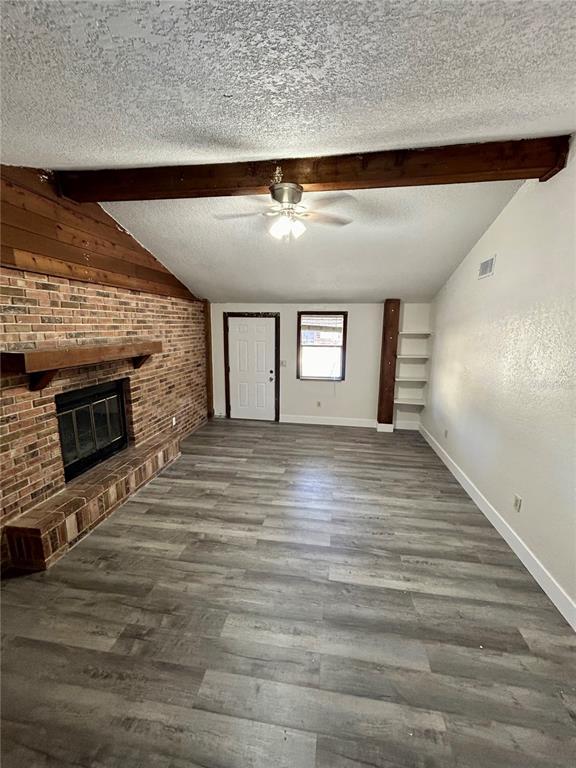 Building Photo - 18812 Carr Dr