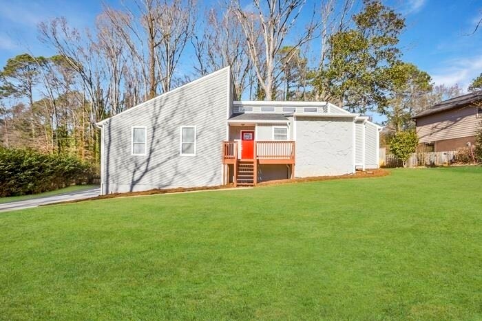 Primary Photo - 5239 Rockbridge Dr