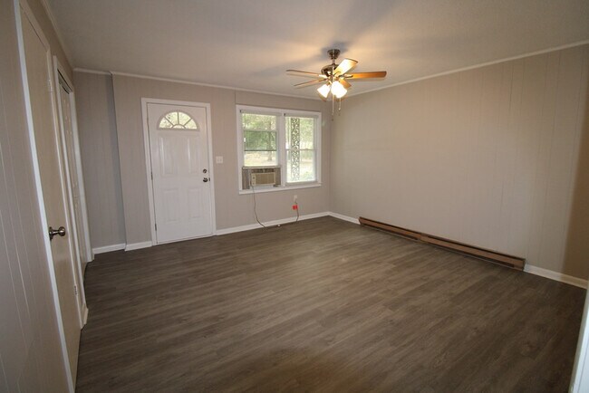 Foto del edificio - 5525 Craven Ln