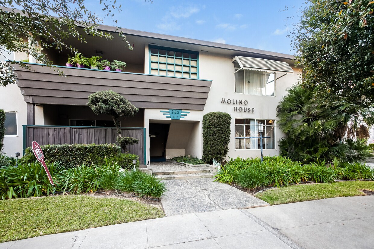 Primary Photo - 271 S El Molino Ave