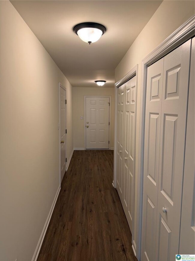Building Photo - 7280 Adams Ct
